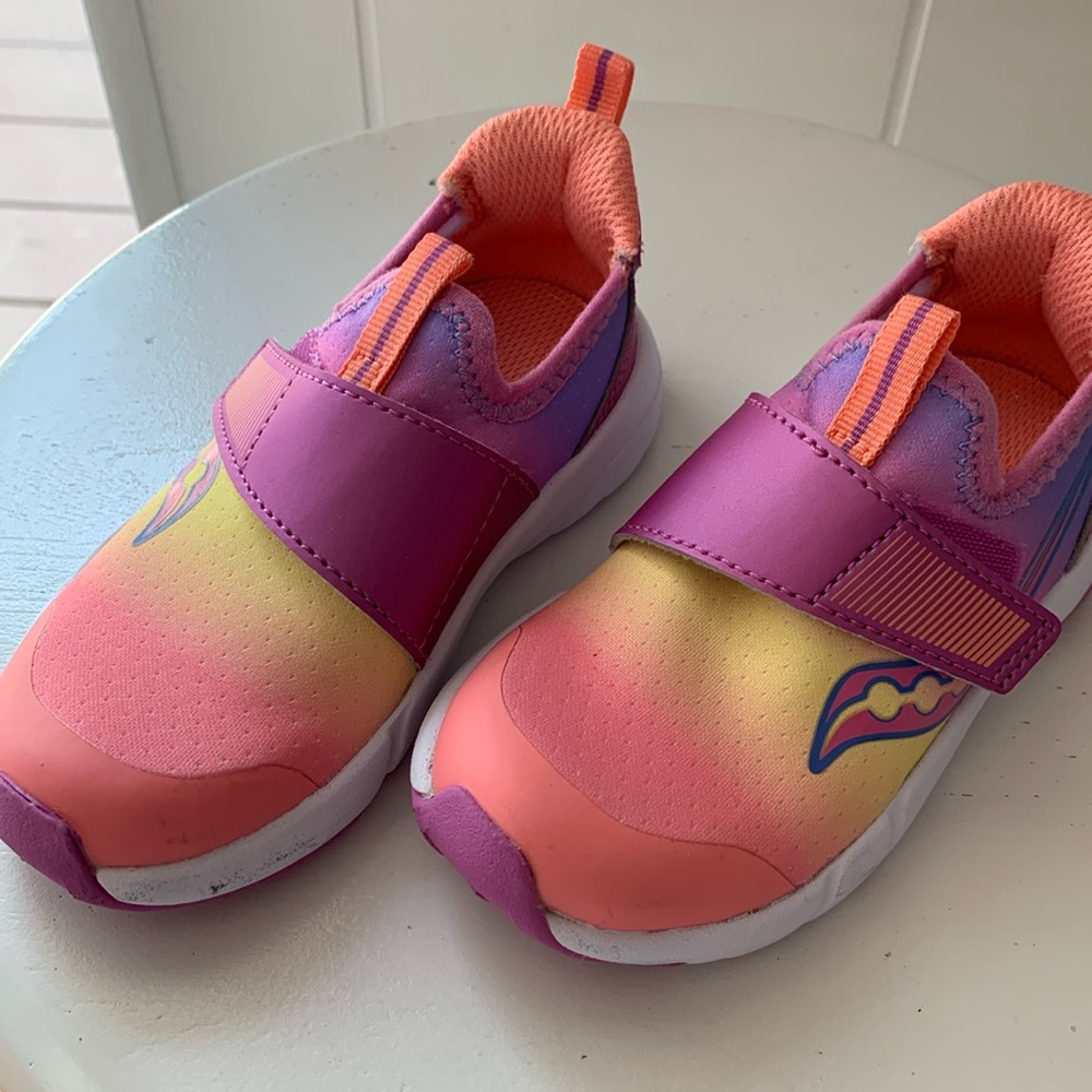 Saucony Breeze Sport Child’s Size 8